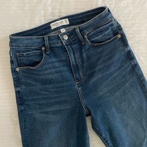 Abercrombie & Fitch Super Skinny Ankle High Rise Jeans (Curve Love)